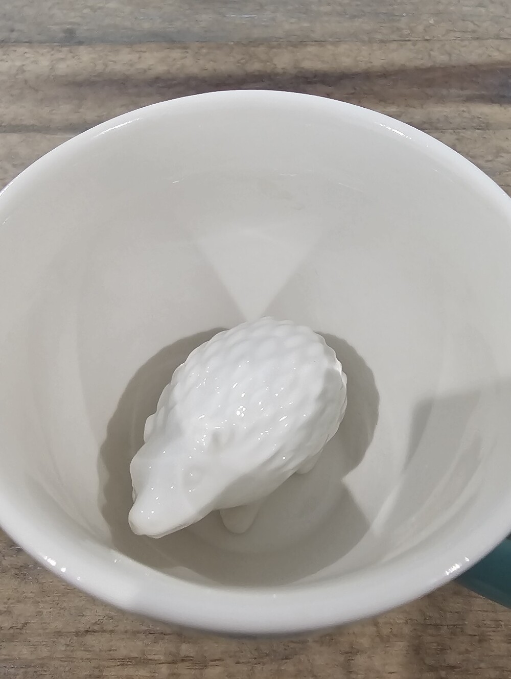 Creature Cups, 3D Hedgehog - Picture 8 of 9